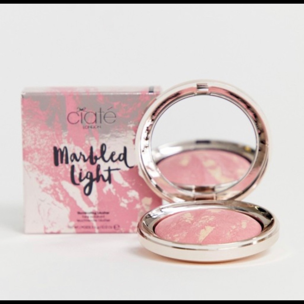 Ciaté Marbled Light Illuminating Blusher DUSK